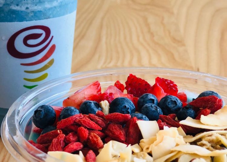 New Blue Sky Smoothie & Bowl Is An Instagram
