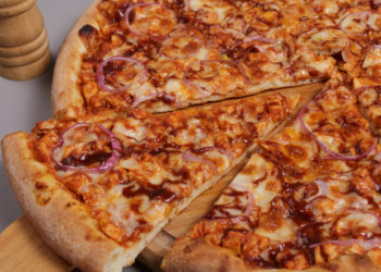 Villa Italian Kitchen to Give Free Pizza on World Blood Donor Day