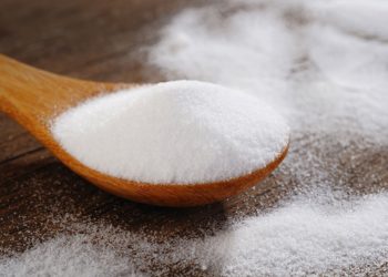 What’s the Difference Between Baking Soda and Baking Powder?
