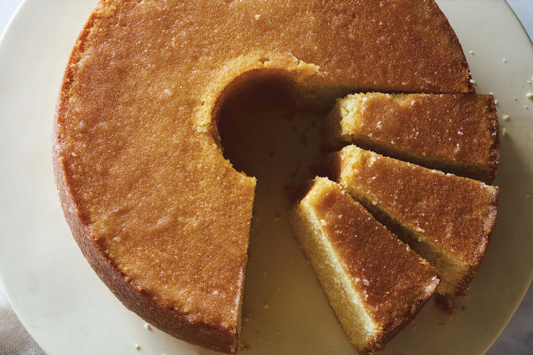 Dessert cookbook creator Maida Heatter