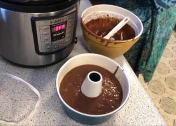 How the Instant Pot cake maker works