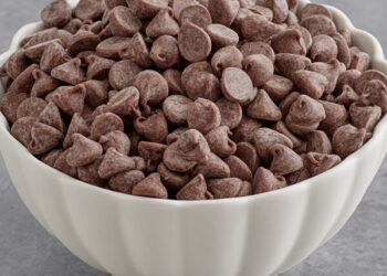 How to create your own semi sweet chocolate chip cookies